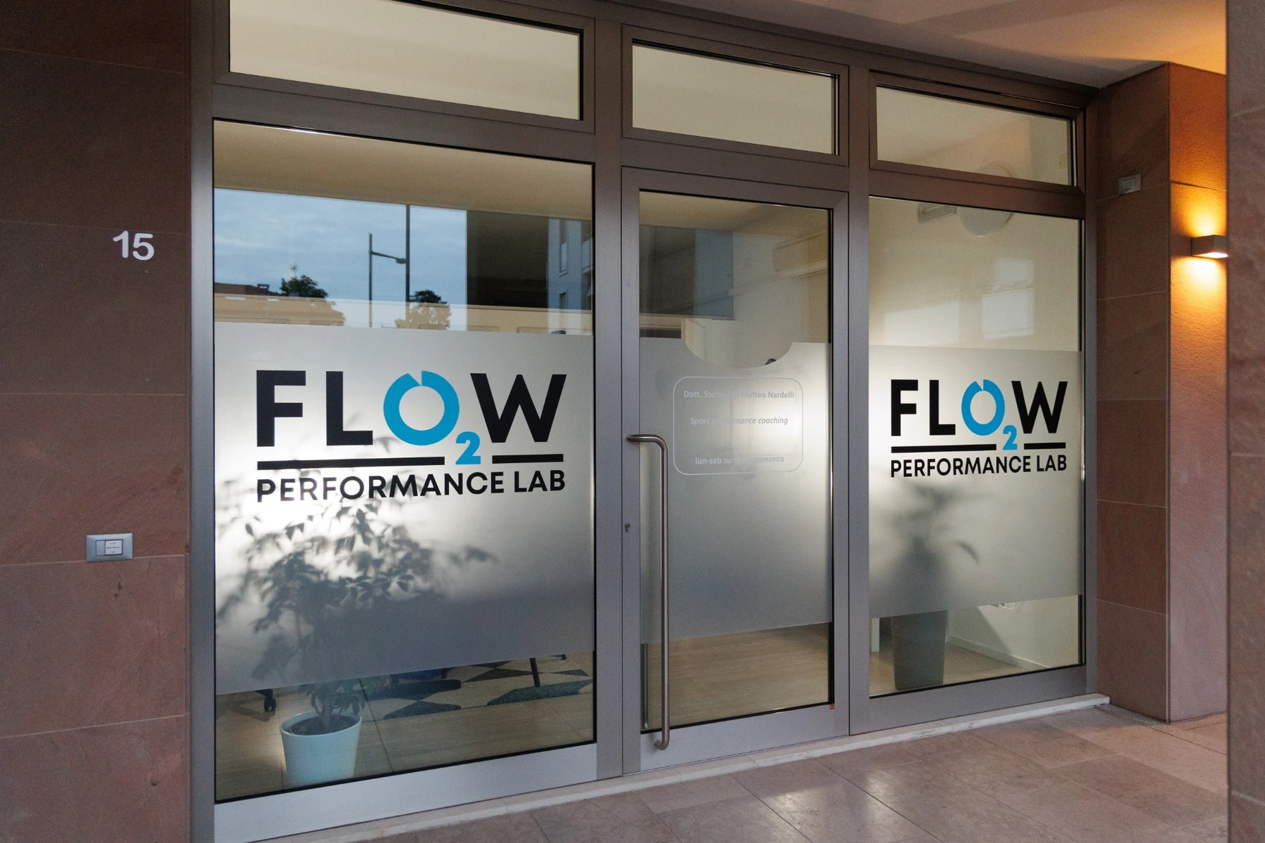 Ingresso della sede FLOW in Piazza Francesco Filippi 15 a Marostica